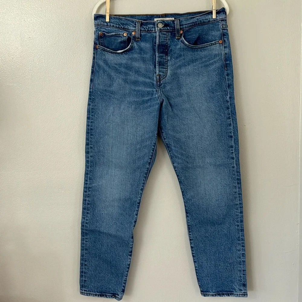 Levi's Classic Blue High-Rise Straight Jeans